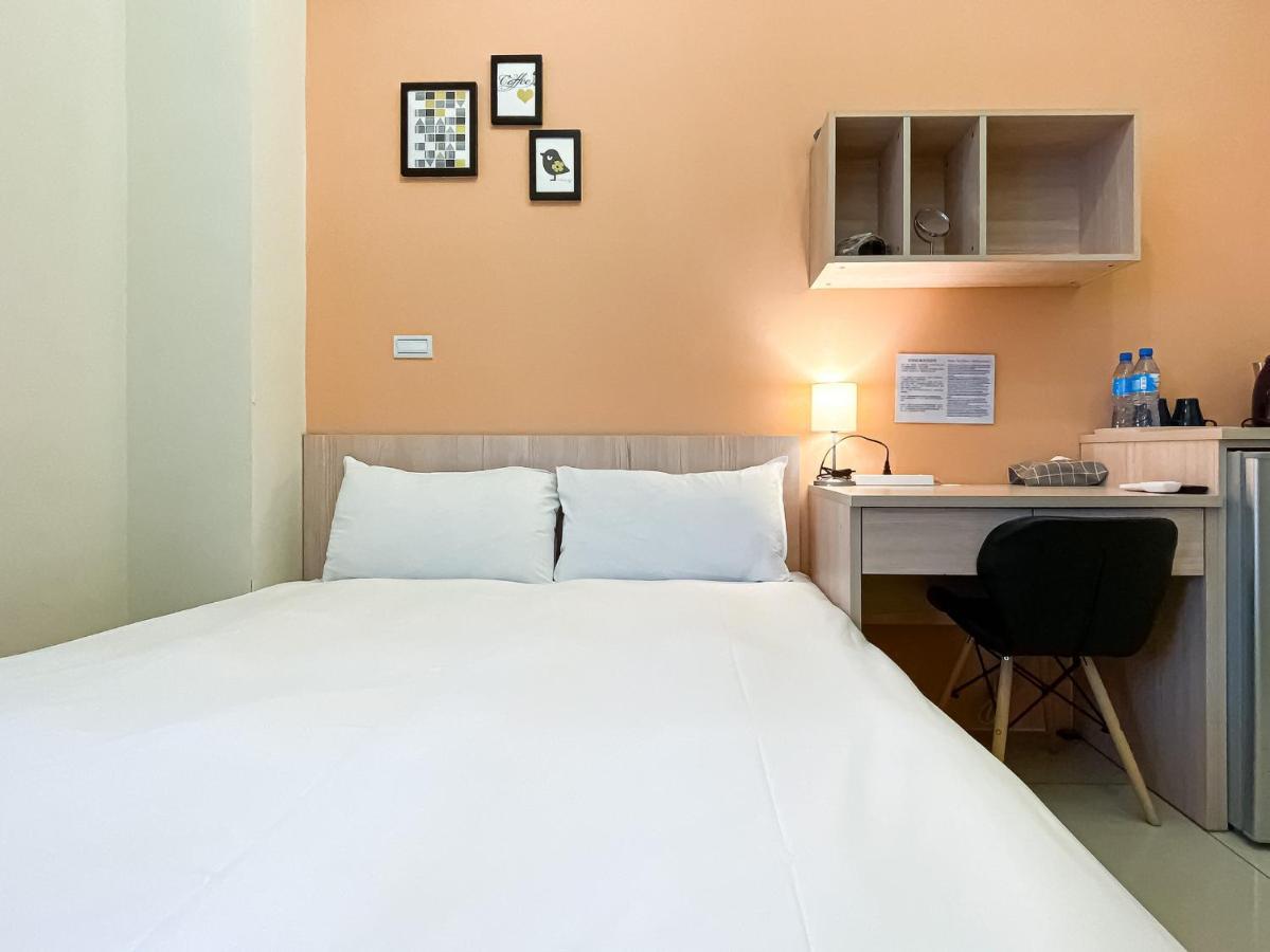 Adagio Hostel Taichung Exterior photo