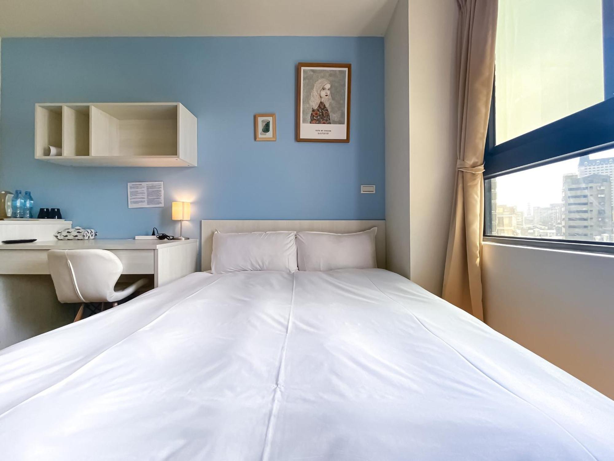 Adagio Hostel Taichung Exterior photo